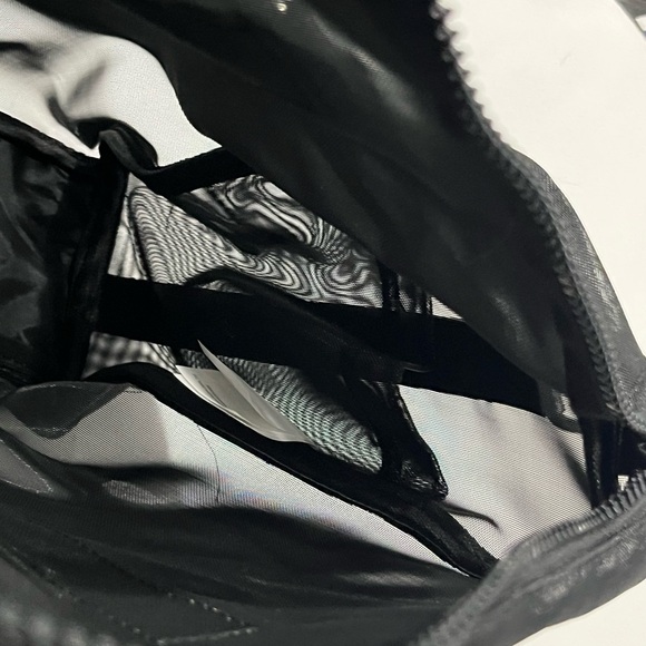 ALO Yoga Black Sheer Duffel Bag with Sleek Design $228 - Picture 3 of 7